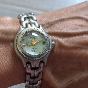 Vintage Fashion Women's Silver and Gold Watch